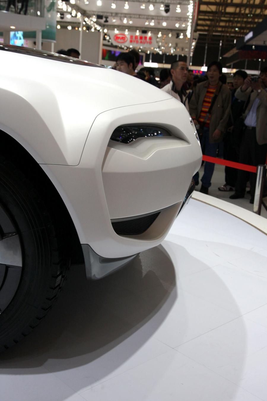  ChangAn E301 Concept 2009 года  (фото 23 из 69)